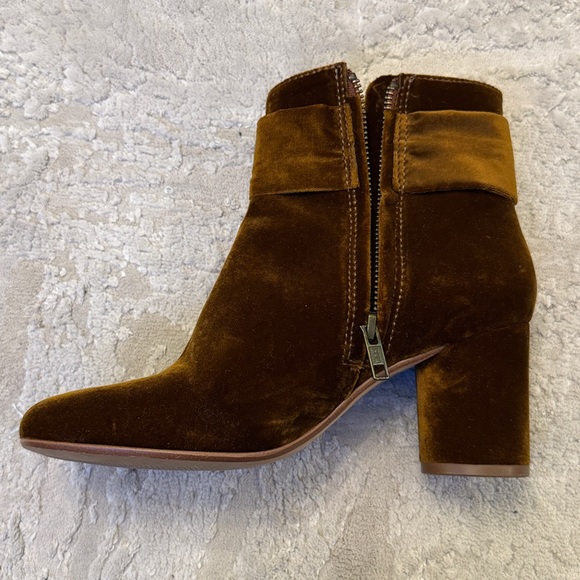 Madewelll Esme Bow Boot In Velvet SZ Burnished Cedar Brown Ankle holiday - Picture 11 of 13